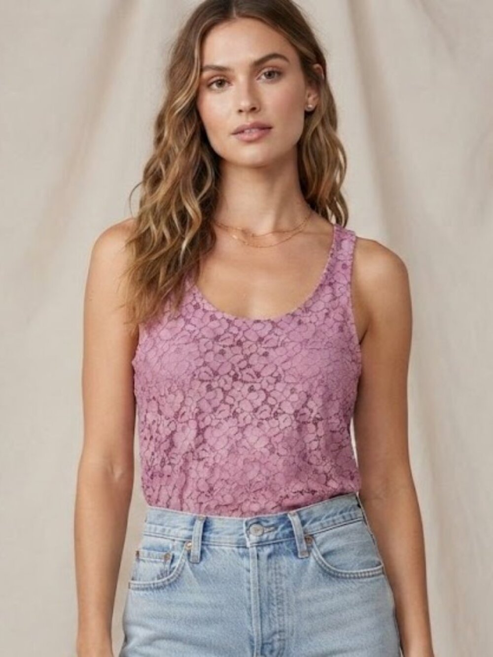 ARITZIA Talula Pink Floral Lace Tank Top